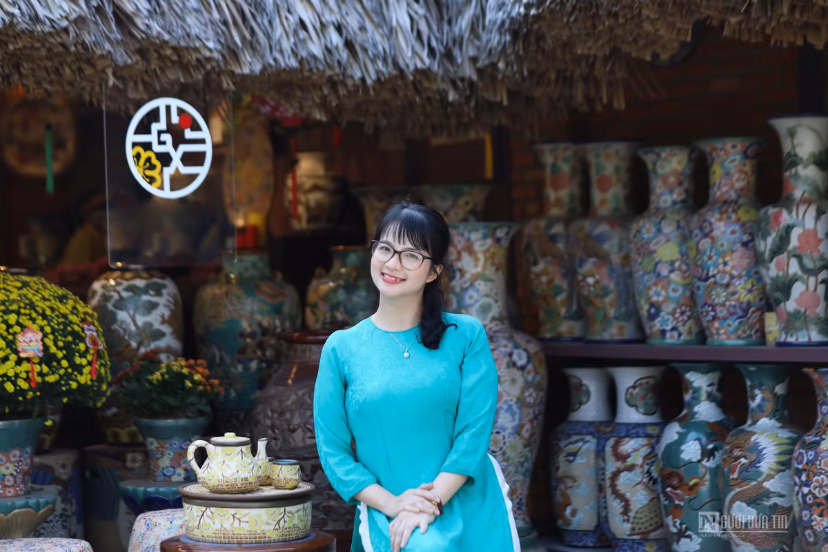 Tạo dáng cùng gốm.