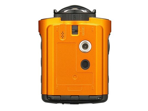 Lẽ đương nhiên là Ricoh WG-M2 cũng có thể bình an vô sự cả khi người dùng vô tình làm rơi thiết bị từ độ cao 2m.