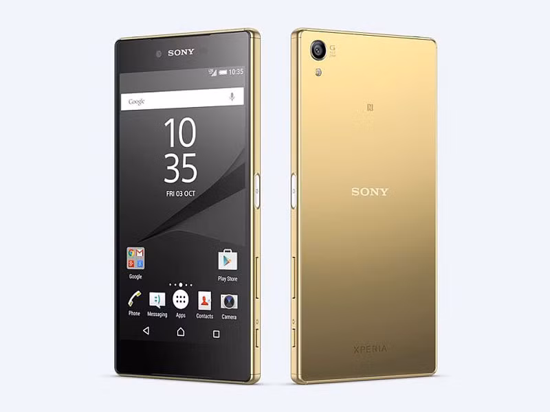 Sony Xperia Z5 Premium Dual (giá tham khảo 19,99 triệu đồng). Có khả năng chống nước theo tiêu chuẩn IP68, tức máy có thể ngâm nước ở độ sâu 1,5m trong vòng 30 phút. Thế nhưng, Sony đã khuyến cáo người dùng không nên ngâm máy dưới nước.