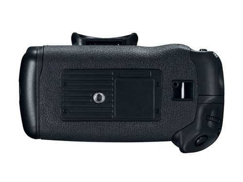 Dải ISO tiêu chuẩn từ 100-51.200, có thể mở rộng lên đến 409.600. EOS 1D X Mark II hỗ trợ kết nối Wi-Fi và GPS.