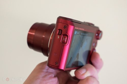 Canon PowerShot SX720 HS trang bị cảm biến BSI CMOS độ phân giải 21MP, bộ xử lý hình ảnh tốc độ cao DIGIC VI.