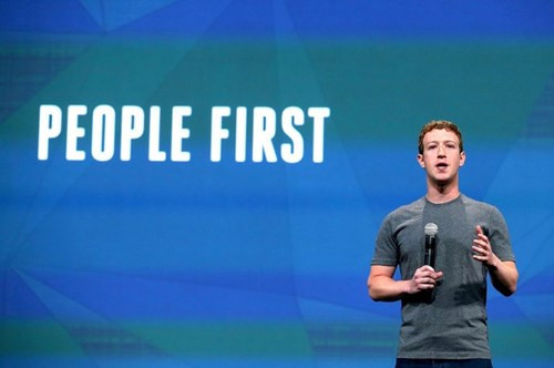  Facebook được Mark Zuckerberg sáng lập vào 2004 trong một ký túc xá tại ĐH Harvard. Hãy cùng nhìn lại những hình ảnh đáng nhớ trong suốt 12 năm hình thành và quá trình phát triển của Facebook do trang Business Insider tổng hợp.