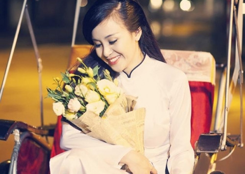 Mỹ nhân Việt và công cuộc 'đổi đời' nhờ 'dao kéo' - Ảnh 10 Mỹ nhân Việt và công cuộc 'đổi đời' nhờ 'dao kéo' - Ảnh 10