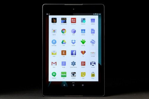  Google Nexus 9, 32GB ( 399 USD – 9 triệu đồng). Dòng thiết bị Nexus của Google được xem là sản phẩm “trong mơ” của người dùng Android. Nexus 9 là phiên bản mới nhất và cao cấp nhất của Android, hơn nữa, giá của chúng khá rẻ. Sản phẩm được cài đặt sẵn Lollipop 5.0, bộ xử lý 64 bit Nvidia Tegra K1, màn hình 8,9 inch hiển thị sắc nét (có tỷ lệ 4: 3).