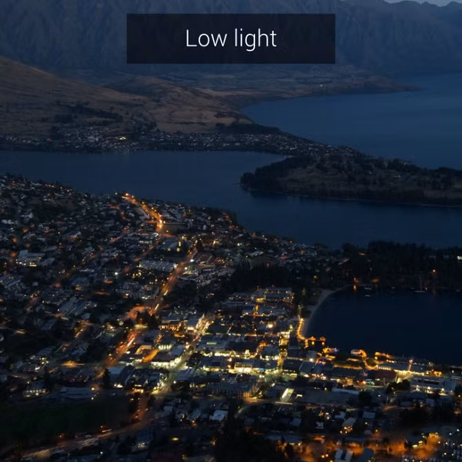 Ảnh chụp ở điều kiện thiếu sáng. Đa số camera trên smartphone hiện nay thường chỉ hỗ trợ ổn định quang học 2 trục hoặc 3 trục. Do đó, công nghệ ổn định 4 trục mới trên Mi 5 sẽ là một lợi thế đáng kể khi "lên bàn cân" với các mẫu smartphone khác.