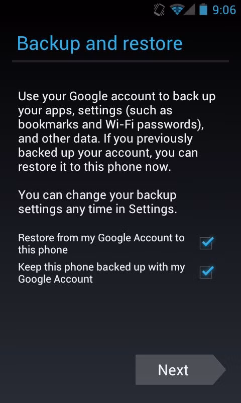  Không bao giờ sao lưu dữ liệu. Một điều may mắn là hiện nay smartphone nào có thể dễ dàng sao lưu ảnh, danh bạ và tin nhắn lên iCloud hoặc Google Drive. Tuy nhiên nếu bạn thường xuyên làm việc trên máy tính cá nhân thì bạn cần phải sao lưu những dữ liệu quan trọng đều đặn. Hiện nay, với tất cả các dịch vụ lưu trữ đám mây đang có, sẽ chẳng có lý do nào để dữ liệu của bạn chỉ được lưu trữ ở một nơi. Ví dụ như Google Drive, bạn sẽ có 15GB dung lượng miễn phí, và chỉ tốn hơn 200.000/tháng cho 1TB dung lượng mua thêm.