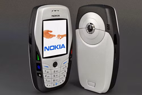 6. Nokia 6600 (sản xuất năm 2003, số lượng máy bán ra: 150 triệu chiếc).