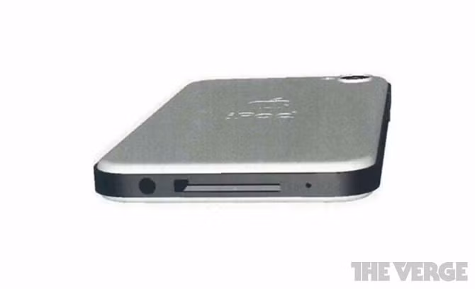 Trong email gửi tới Jony Ive, Howarth khẳng định thiết kế của "Apple Sony" không hề quá khác biệt so với thiết kế bo tròn sau này được sử dụng trên chiếc điện thoại iPhone 4 rất thành công của Táo.