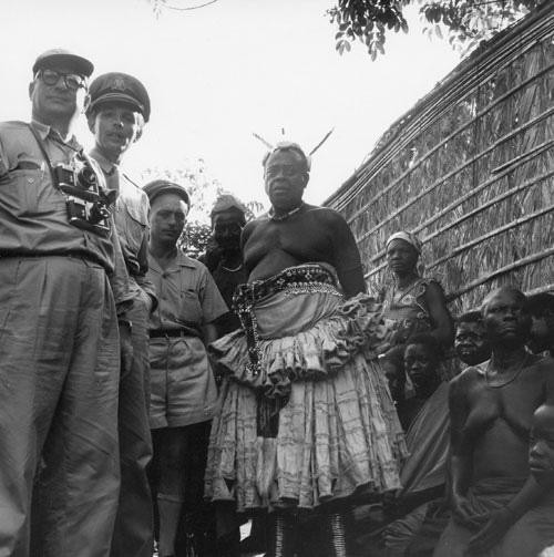 Vị vua cùng lúc mất 750 người vợ và nỗi đau không nói nên lời - Ảnh 2 Vị vua cùng lúc mất 750 người vợ và nỗi đau không nói nên lời - Ảnh 2