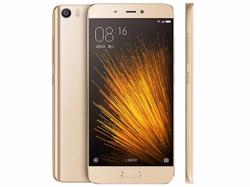 Cả 3 phiên bản này đều được trang bị màn hình IPS với kích thước 5,15 inch, độ phân giải Full HD (1.920x1.080 pixel), mật độ điểm ảnh 428 ppi. Độ dày của máy là 7,3mm.