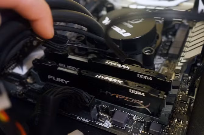 Da toi luc nang cap len RAM DDR4 hay chua?-Hinh-2