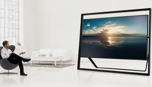  7. Samsung UA110S9 110-inch (152.000 USD). Đây là một trong những chiếc tivi tốt nhất từ trước tới nay do những tính năng độc đáo riêng biệt. Chiếc tivi Full HD có màn hình 110 inch này có độ phân giải rất cao, màu sắc tự nhiên, sắc nét, âm thanh chất lượng cao. Người sử dụng có thể điều khiển tivi bằng giọng nói, ký hiệu tay hoặc dùng điều khiển thông minh.