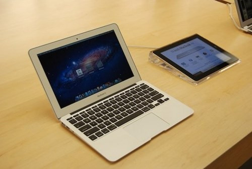  Máy Mac miễn nhiễm với virus. Thực tế, máy Mac vẫn có khả năng nhiễm phần mềm độc hại. Trước đây, Apple từng khoe sản phẩm của họ không dễ dính virus như Windows PC. Tuy nhiên, hãng buộc phải thay đổi thông tin trên trang quảng cáo khi phát hiện hàng nghìn máy Mac bị nhiễm trojan năm 2012.