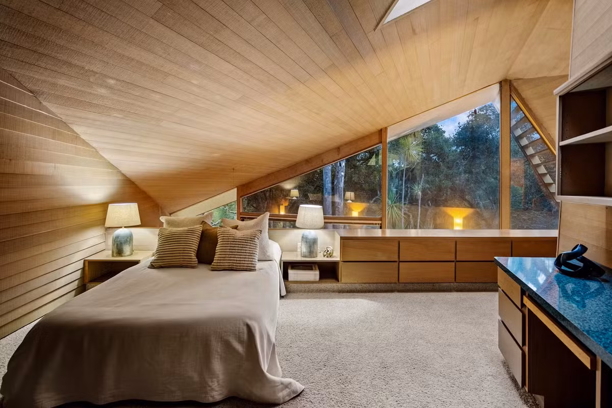 Các không gian trong nhà đều được cắt tỉa một cách tỉ mỉ tạo nên những đường nét tinh tế.