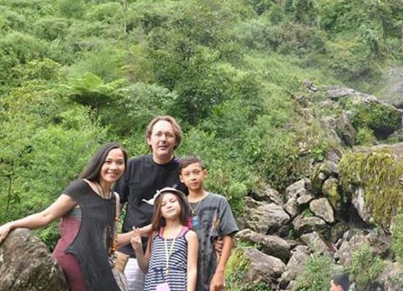 Cuoc song va nhan sac cua ba chi em nha Le Khanh hien tai ra sao?-Hinh-26