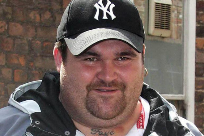 Bi kich cua chang cong nhan quet rac sau khi trung so doc dac