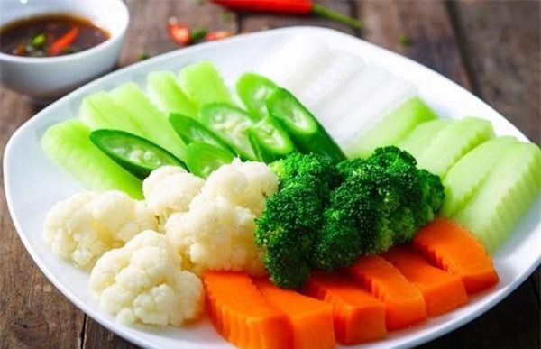 Luộc rau củ muốn xanh mướt cứ thả thêm gia vị này vào - Hình 2 Luoc rau cu muon xanh muot cu tha them gia vi nay vao-Hinh-2