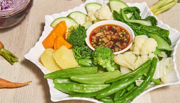 Luoc rau cu muon xanh muot cu tha them gia vi nay vao