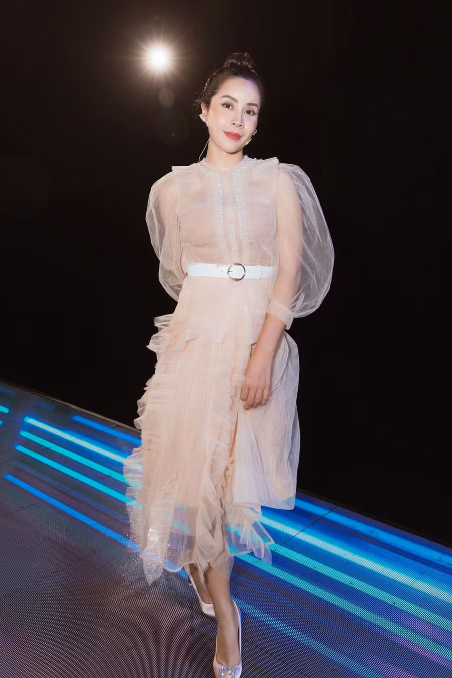 Cap chi em tai sac Luu Huong Giang - Luu Thien Huong-Hinh-9