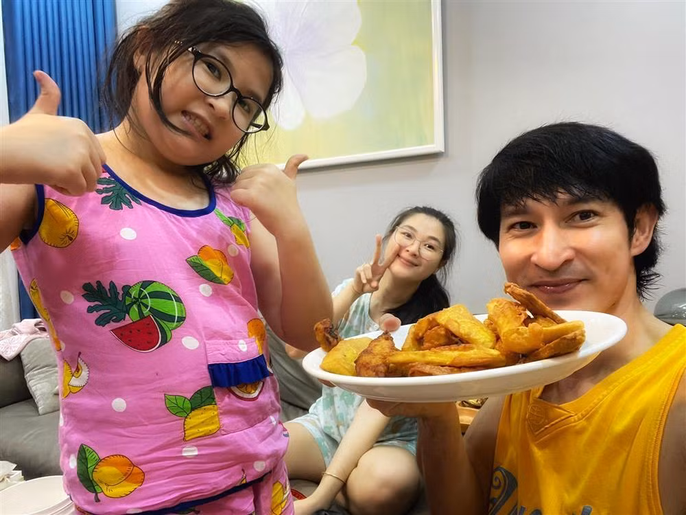 Con gai Huy Khanh va vo A hau 