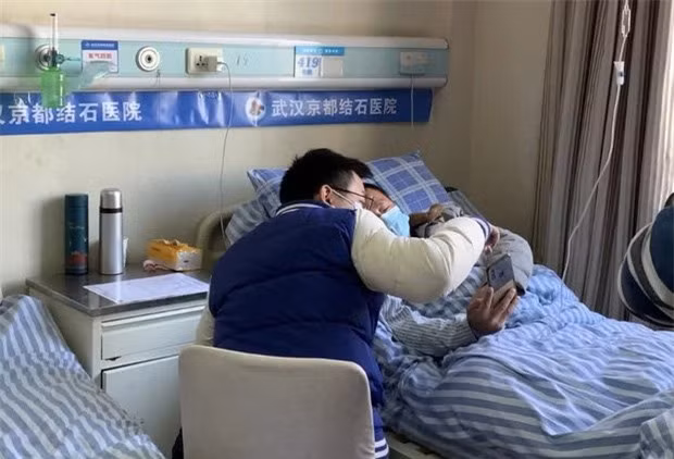 Cả nhà 5 người bị sỏi thận, do thường xuyên ăn loại thực phẩm này - Hình 2 Ca nha 5 nguoi bi soi than, do thuong xuyen an loai thuc pham nay-Hinh-2