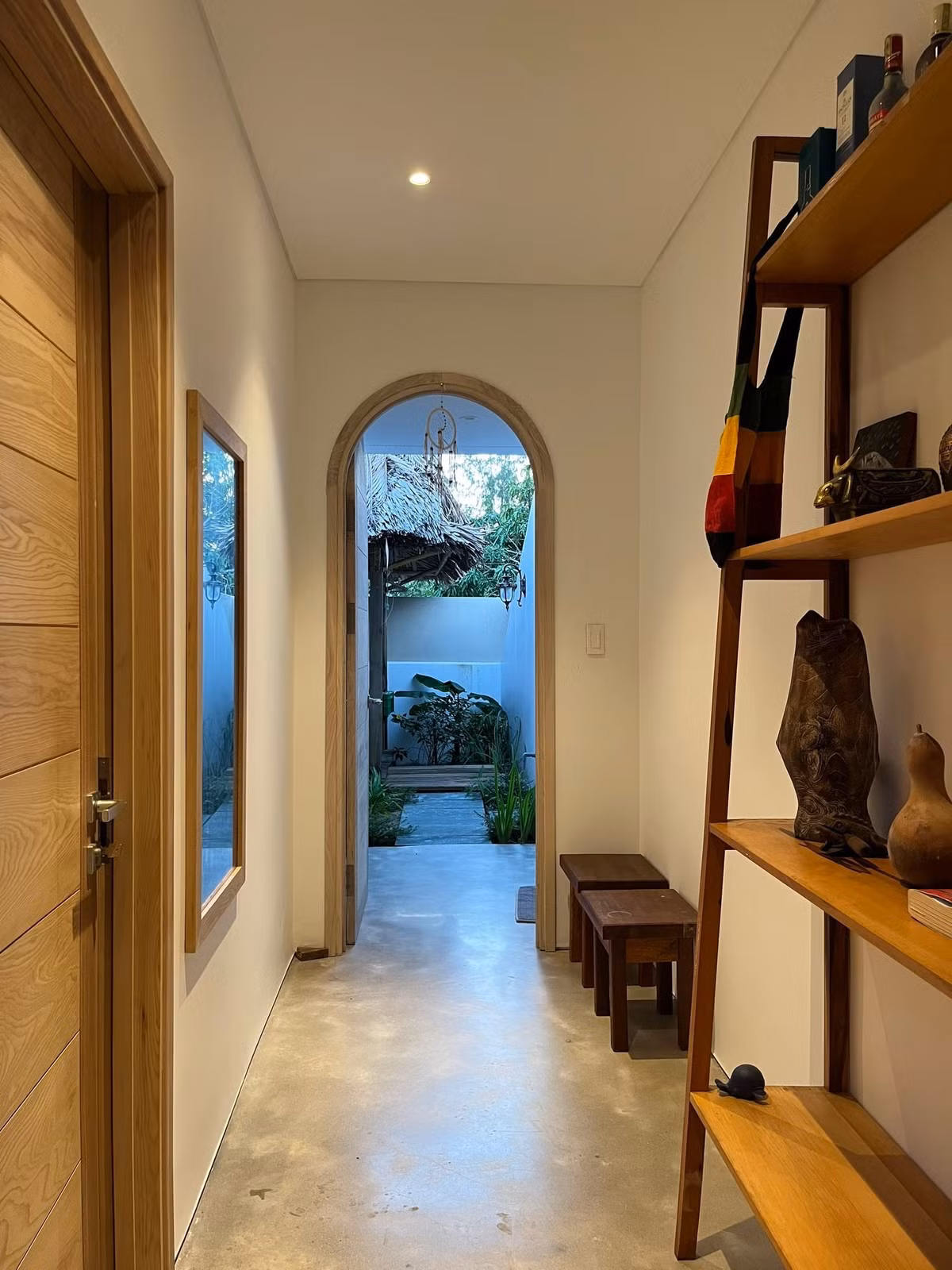 Ngoi nha mai ngoi do nuoc mua xa tran xuong ho, dieu hoa cho ngay nong-Hinh-11