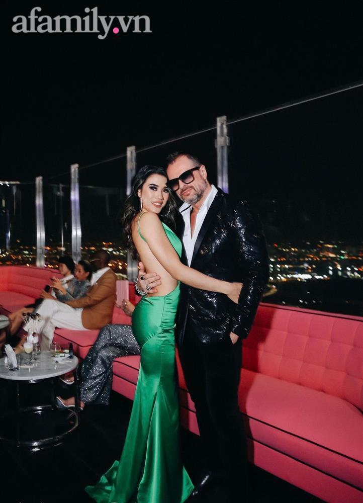 Co gai Viet cuoi doanh nhan hon 30 tuoi bi noi “ham giau moi yeu“