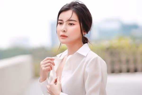 Ai du suc thay the Viet Trinh o ban dien anh 