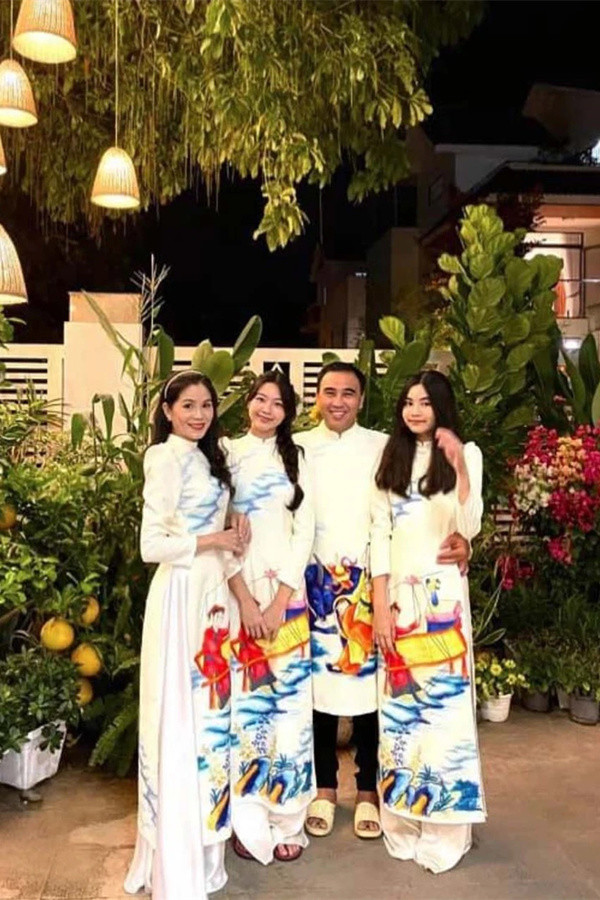 Quyen Linh o nha trieu do, em trai Quyen Loc qua khu day song gio-Hinh-7