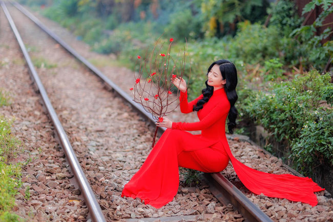 Trên trang cá nhân, Quỳnh Trâm gây bất ngờ về hình ảnh đời thường.