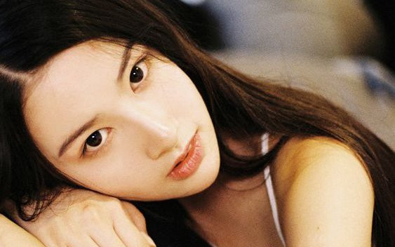 Thoi diem vang uong nuoc dua giup phu nu giam can, da min mang-Hinh-2