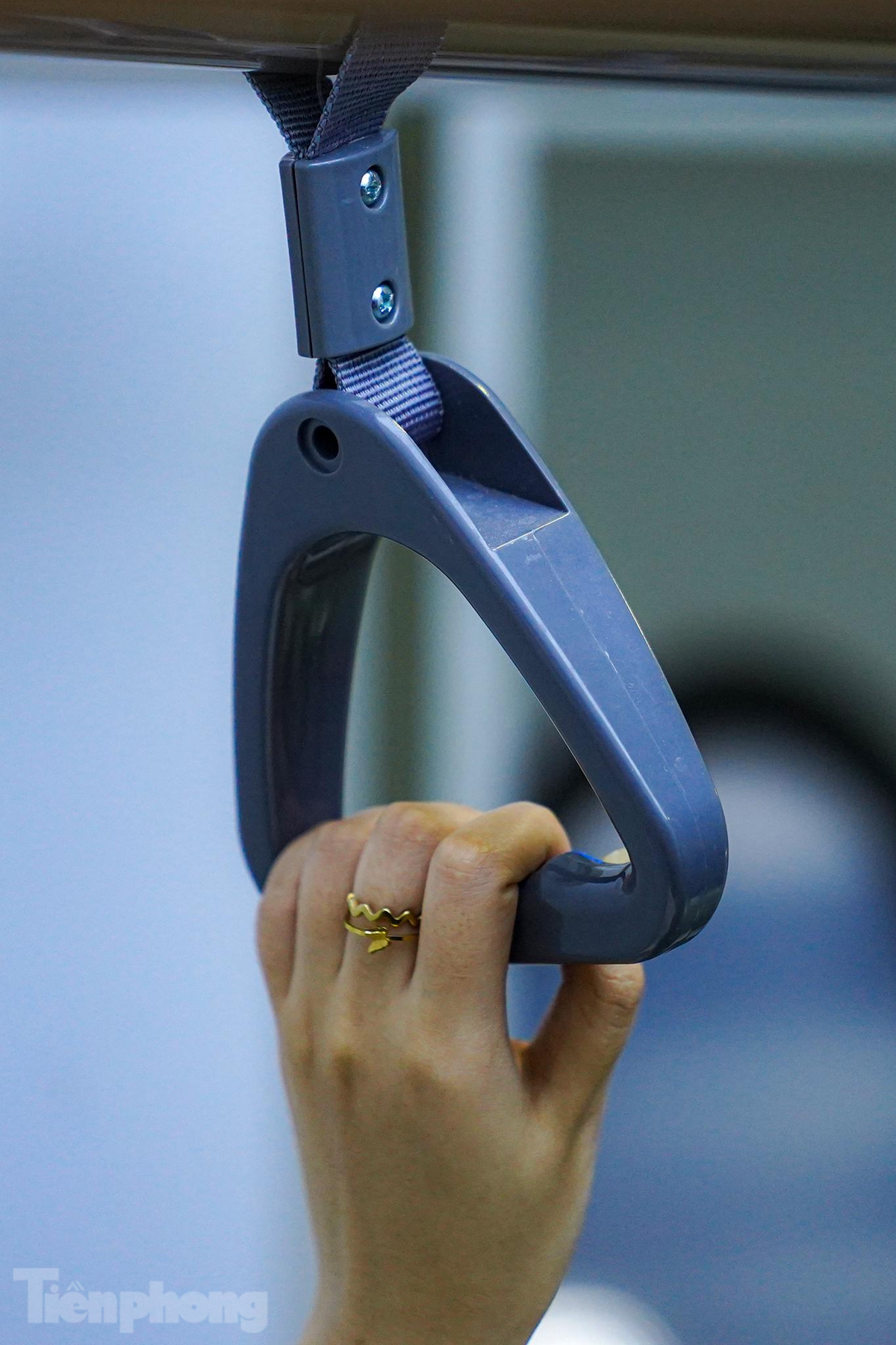 br/> Các chi tiết chính của một toa tàu điện ngầm được dựng nguyên bản từ linh kiện thật.