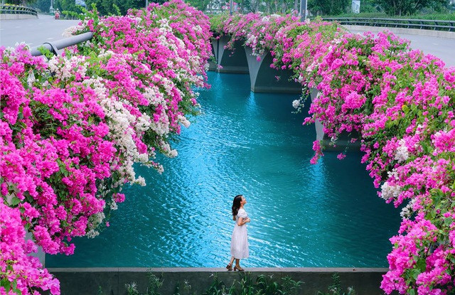 Sinh vào ngày 15 và 17 Âm lịch. Người sinh ngày 15 và 17 Âm lịch có niềm tin vững chắc và đặt mục tiêu rõ ràng hơn trong sự nghiệp. Họ có thể gặp phải những khó khăn khác nhau ở nơi làm việc, nhưng bước sang năm mới 2022 sẽ được cải thiện.