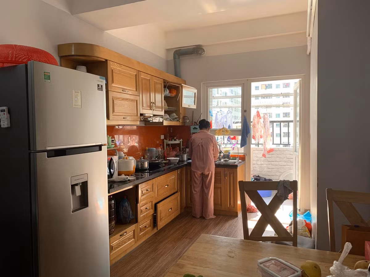 Me tre Ha Noi khon kho vi giup viec thich buon chuyen, chi dao ca chu nha-Hinh-2