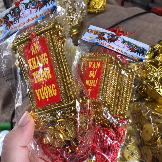 Phụ kiện làm tháp bánh, lon nước được chào hàng khắp chợ mạng - Hình 11 Phu kien lam thap banh, lon nuoc duoc chao hang khap cho mang-Hinh-11