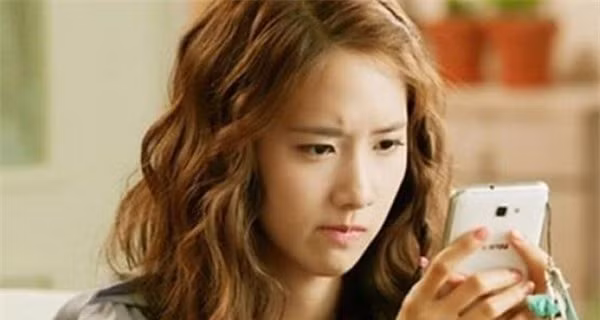 5 cách phát hiện chồng có bồ dù xóa sạch tin nhắn điện thoại ảnh 1