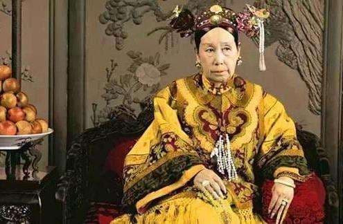 Tu Hi Thai Hau an dua hau nhu the nao?-Hinh-6