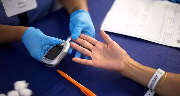 57 tuoi qua doi vi tieu duong: BS khuyen dung ngay 2 kieu an sang-Hinh-2