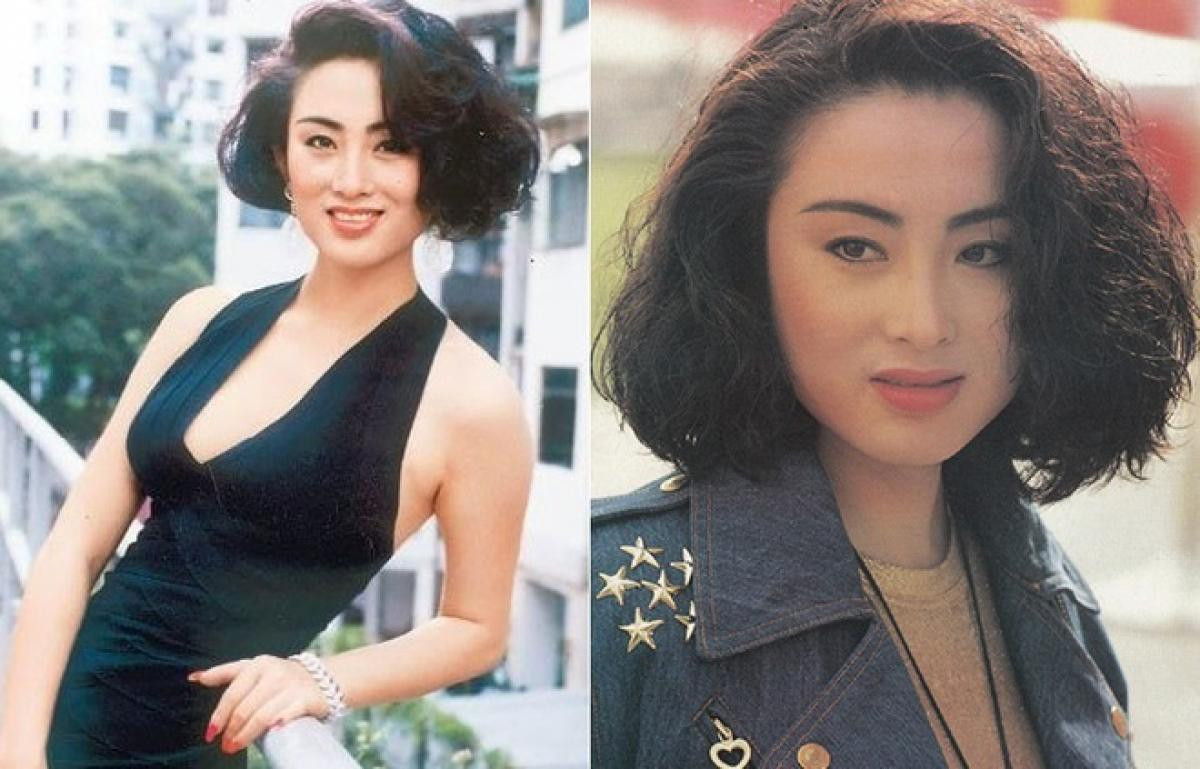 br/> Chưa đầy 20 tuổi, cô đạt được thành tích ấn tượng đầu tiên trong làng giải trí xứ Cảng Thơm với giải “Diễn viên mới xuất sắc” tại giải Điện ảnh Kim Long với bộ phim “Tình anh thợ cạo” (1989) đóng cùng Trương Học Hữu và Châu Tinh Trì.