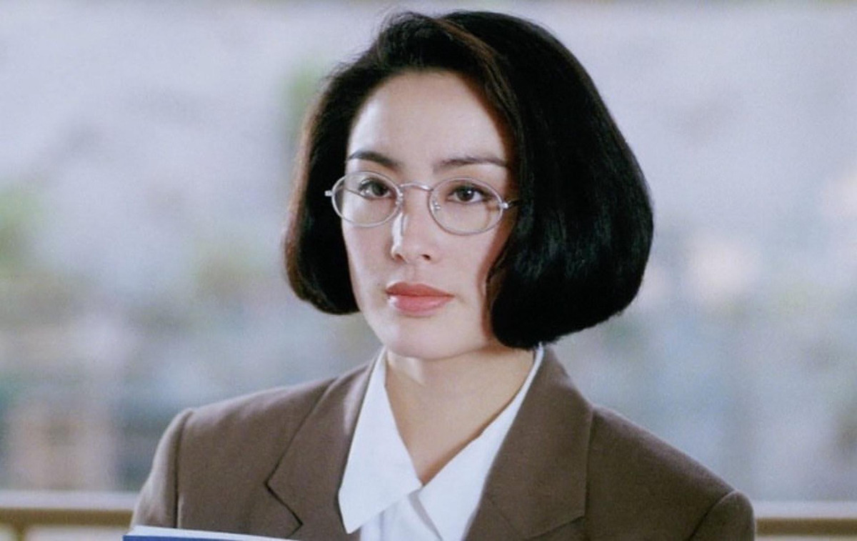 br/> Những tác phẩm tiếp theo của cô như "Thần Bài" (đóng cùng Châu Nhuận Phát, Lưu Đức Hoa và Vương Tổ Hiền), “Đổ thành” (đóng cùng Châu Tinh Trì)… đều phá kỷ lục phòng vé Hồng Kông.