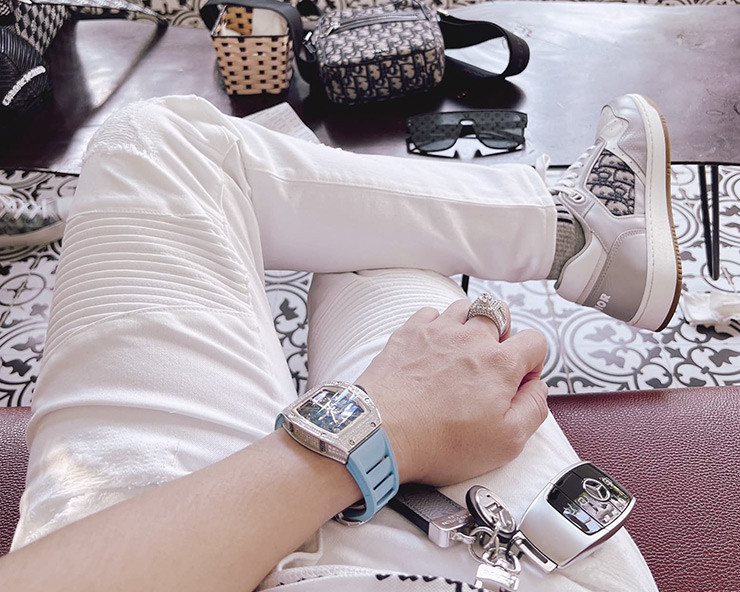 Vo boc sang chanh day mui tien cua nhung ong trum co bac