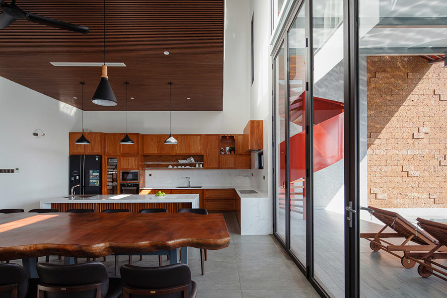 Biệt thự hiện đại 3 tầng có mái gấp độc đáo ở vùng ven Sài Gòn ảnh 11