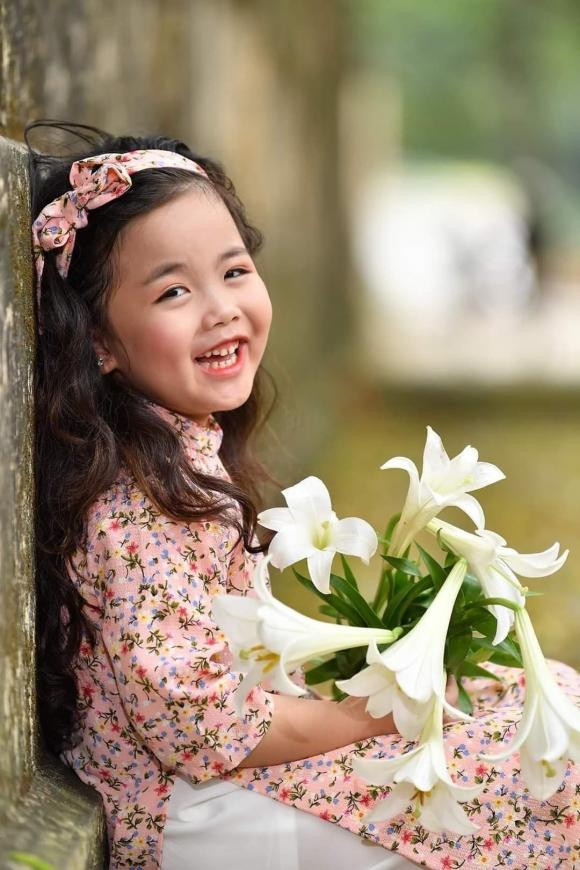 Profile dang nguong mo cua con gai 