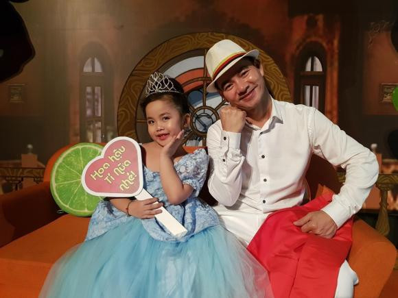 Profile dang nguong mo cua con gai 