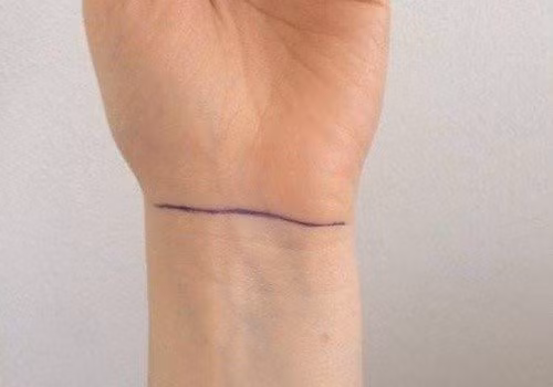 Nhin duong chi co tay de biet so phu quy hay ban han