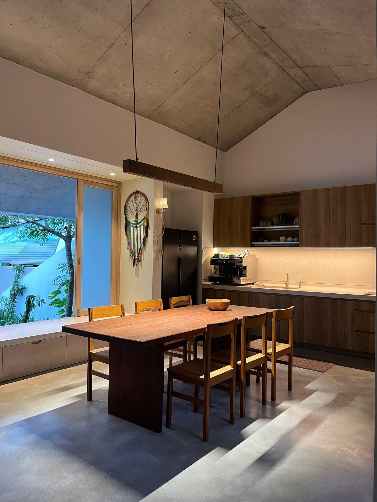 Bo tri ho ca giua nha thay gieng troi gay thuong nho-Hinh-5