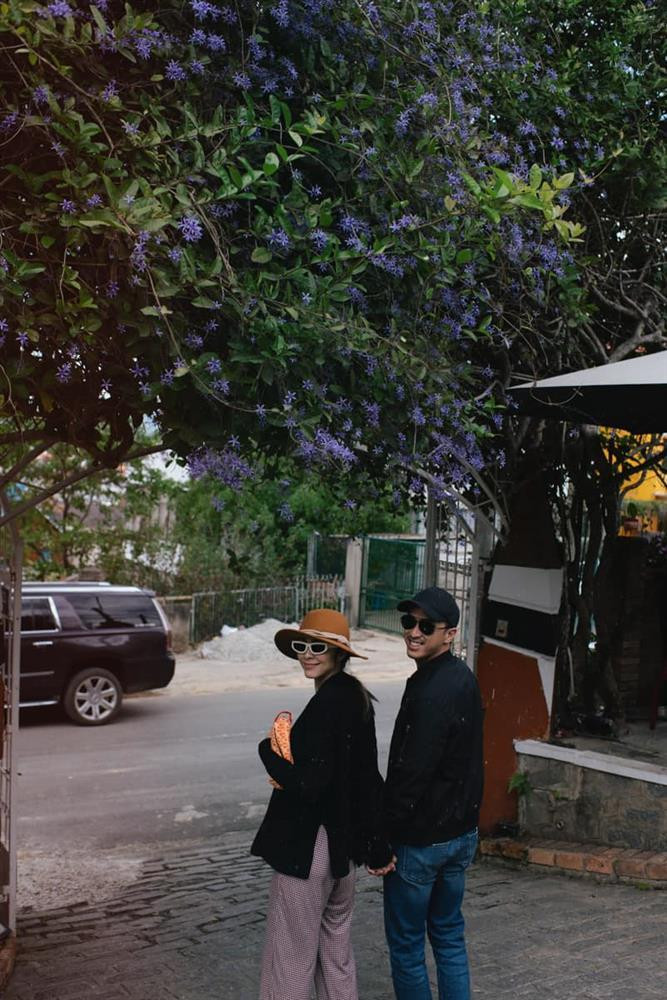 Tang Thanh Ha noi 1 cau lot ta duoc het nguoi chong thap ky