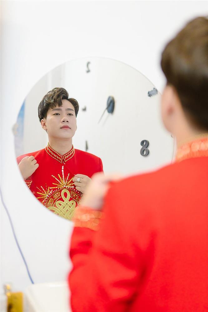 Chuyen tinh cap LGBT nam: Yeu nhau tu cu tat luc uong say-Hinh-3