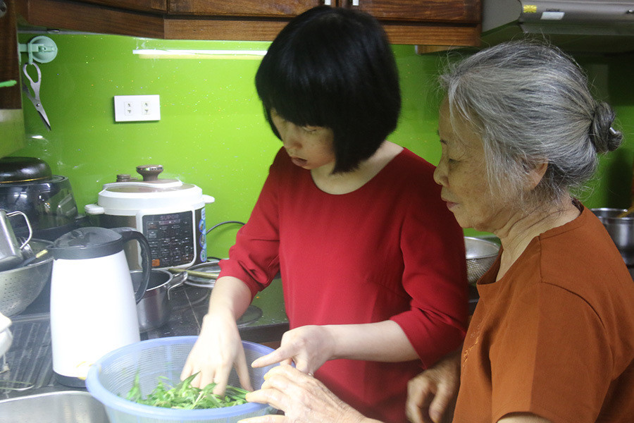 Toi can me, dau chi la cai bong ben doi