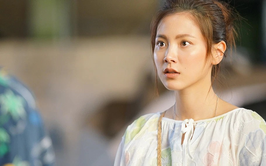 Thấy vết bầm trên tay em dâu, tôi nói một câu khiến cô ấy khóc nức nở Thay vet bam tren tay em dau, toi noi mot cau khien co ay khoc nuc no